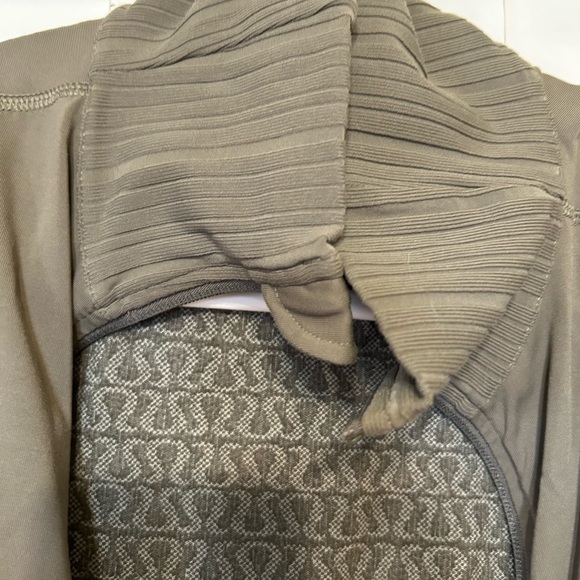 Lululemon rare Raja reversible jacket - Picture 4 of 6